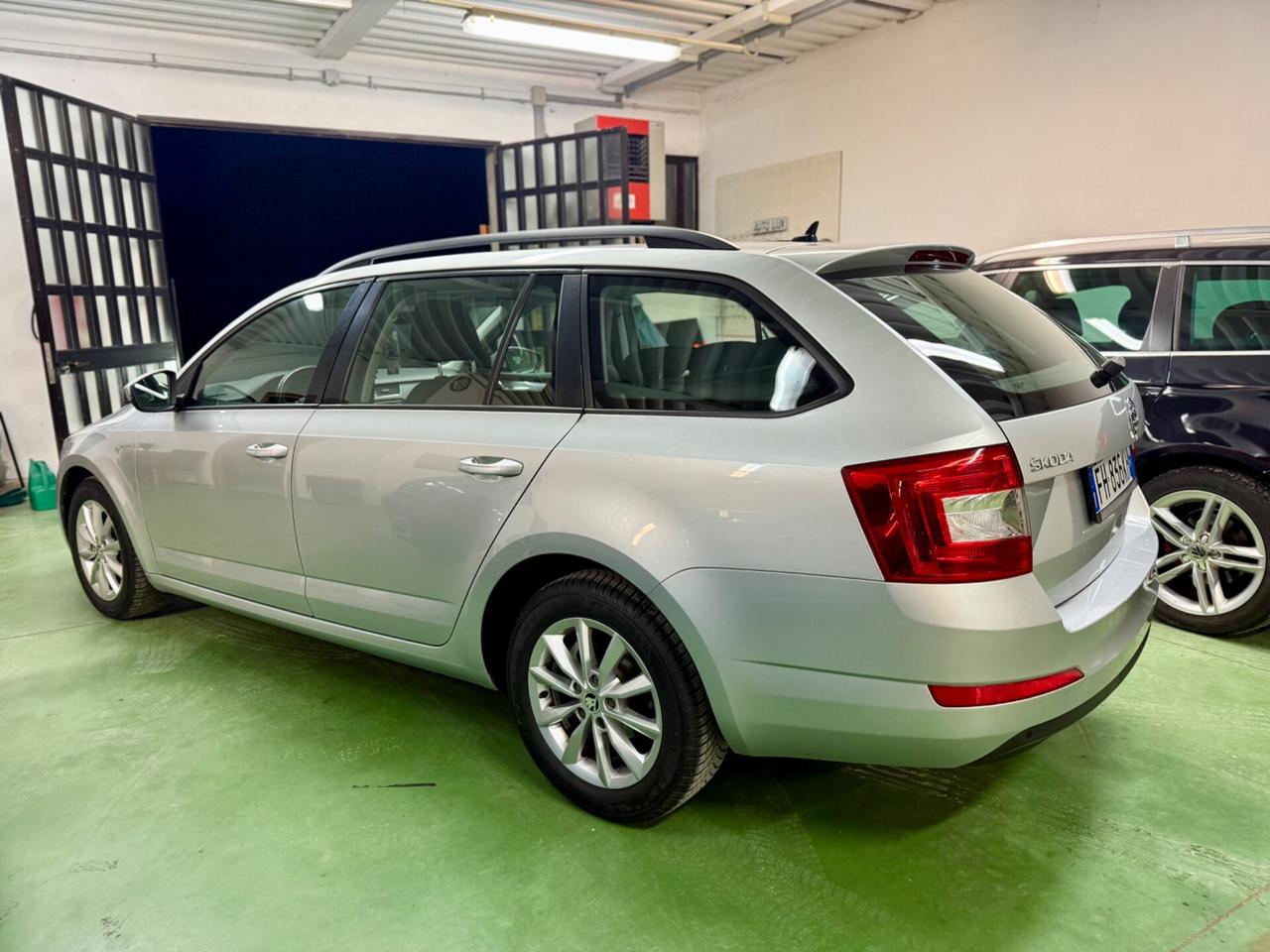 Skoda Octavia 1.6 TDI DSG