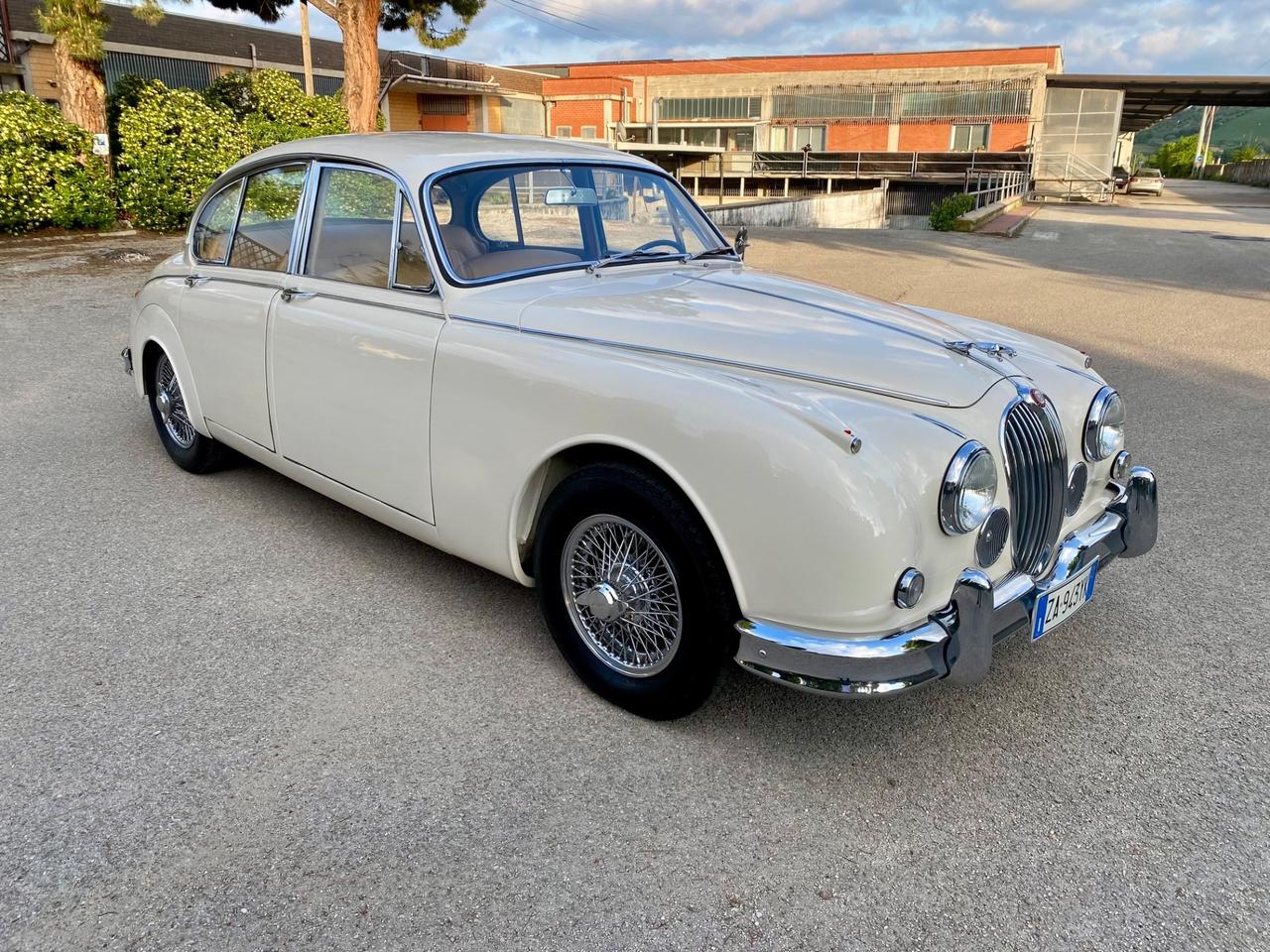 Jaguar MK II JAGUAR MK2 3.8 Litri CAMBIO MANUALE