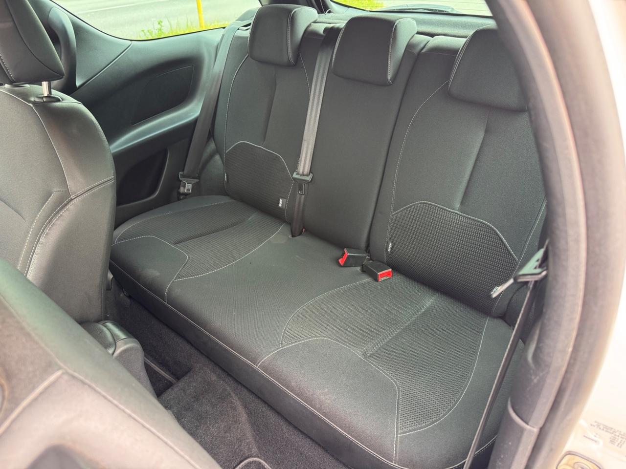 DS3 3 1.4 HDi 92 CV Just Black neopaten garanzia 12 me