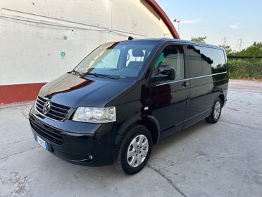 Volkswagen Multivan 2.5 TDI/174CV Highline