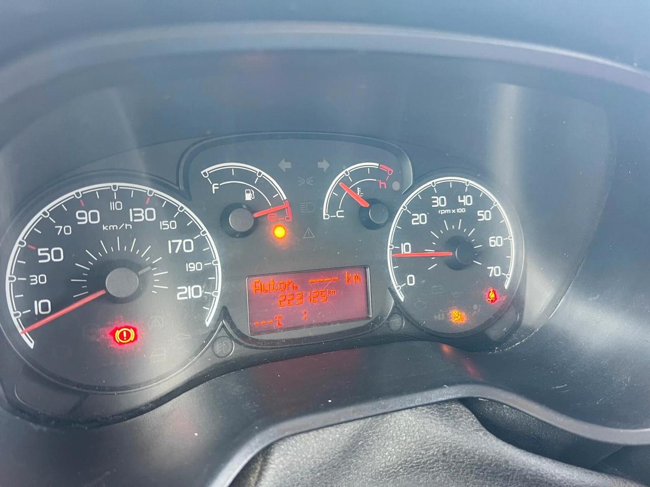 Fiat Doblo 2.0 mjt 5 posti autovettura