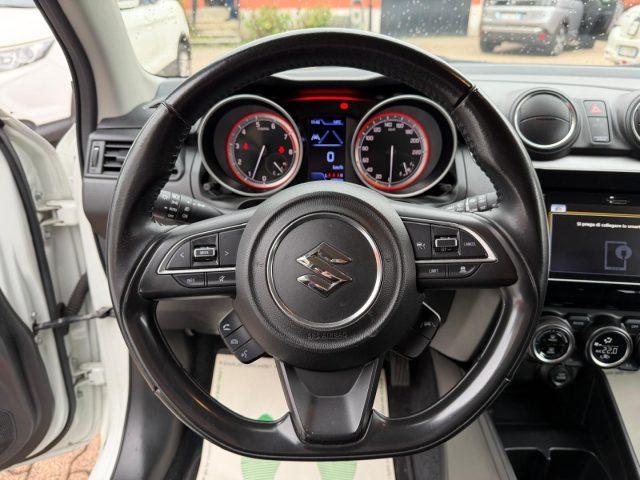 SUZUKI Swift 1.2 Hybrid Top