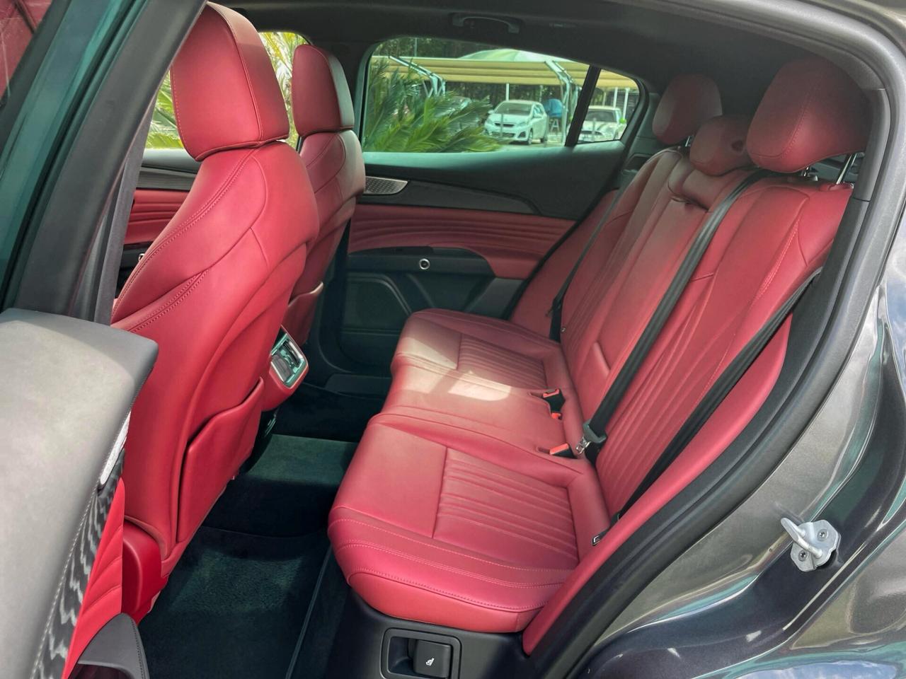 Maserati Grecale MHEV 330 CV AWD Modena IVA ESPOSTA PELLE ROSSA