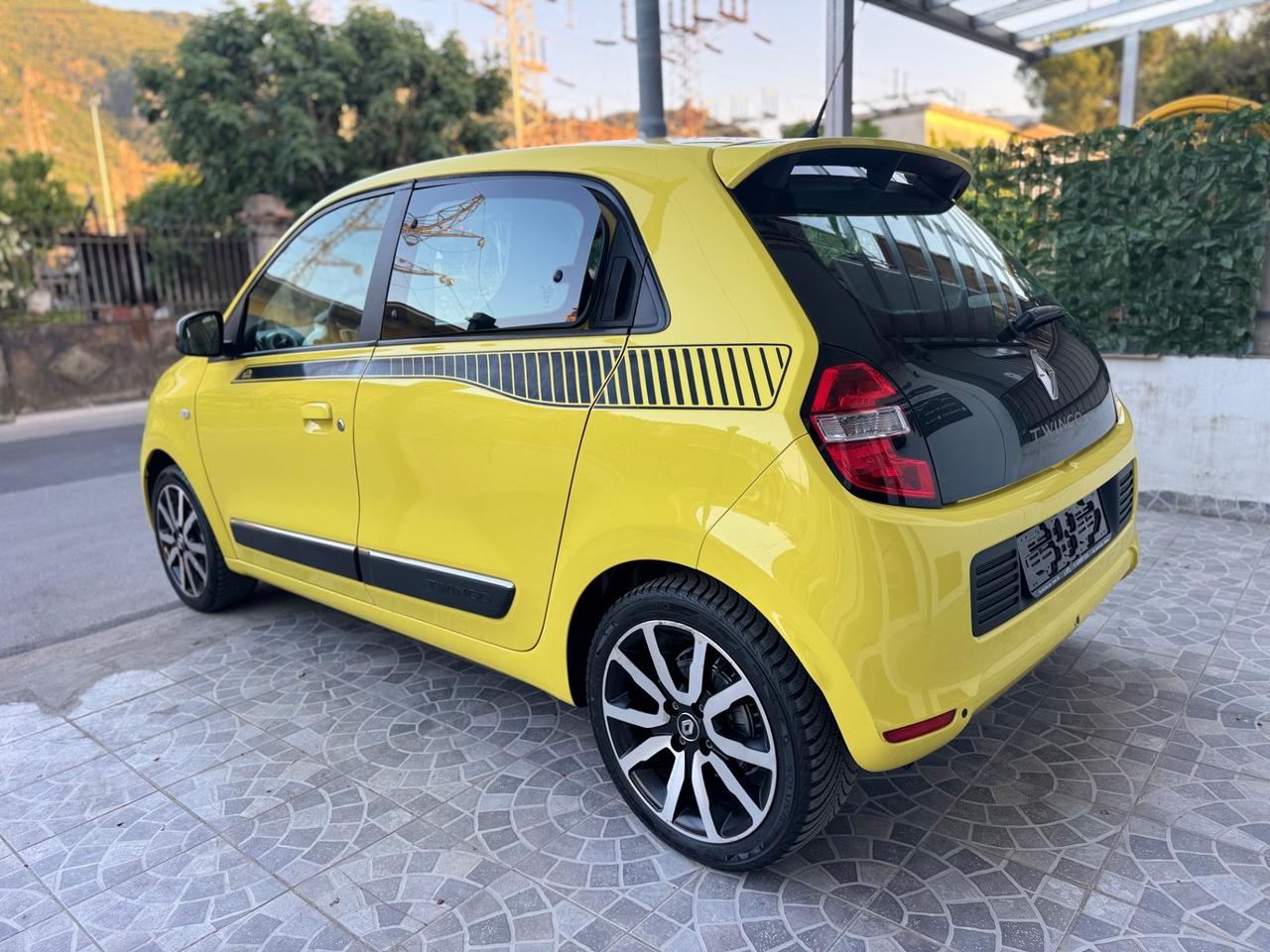 Renault Twingo TCe 90 CV EDC Intens