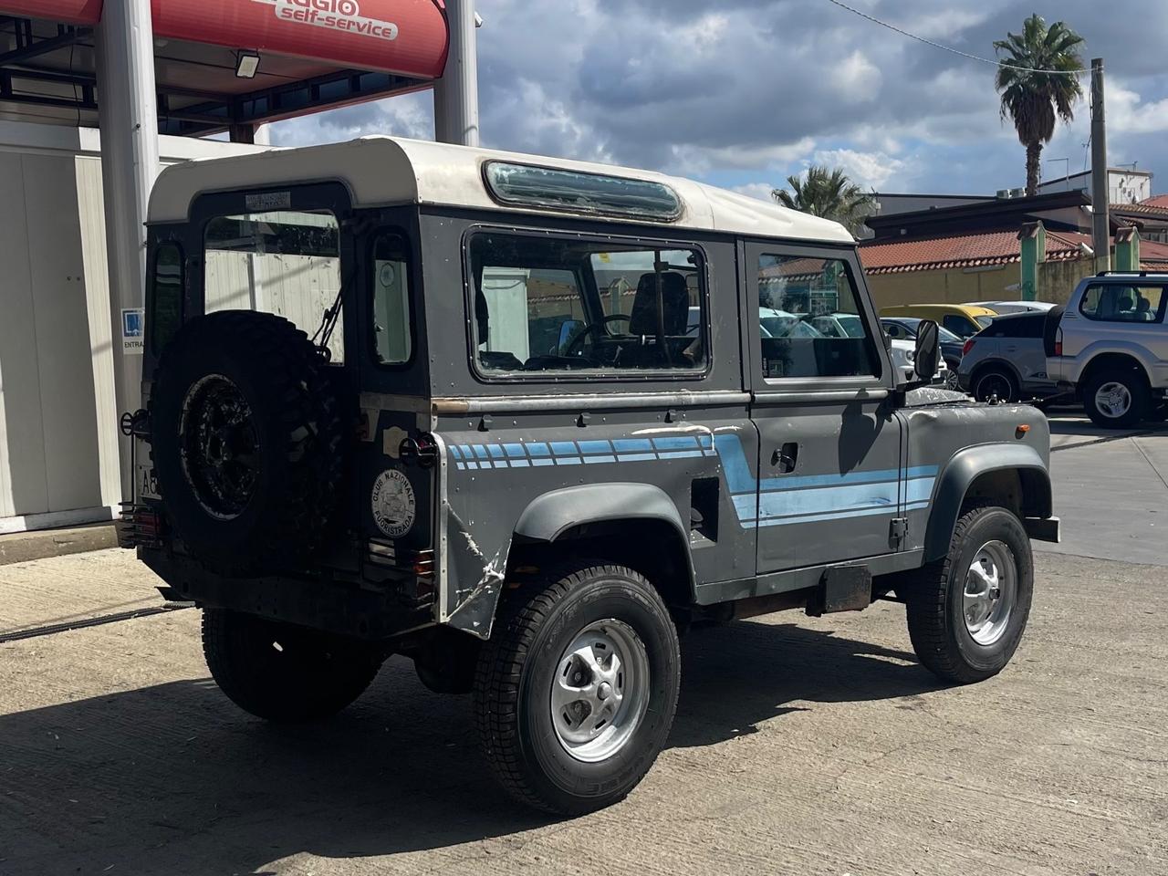 Land Rover Defender 90 diesel Hard-top