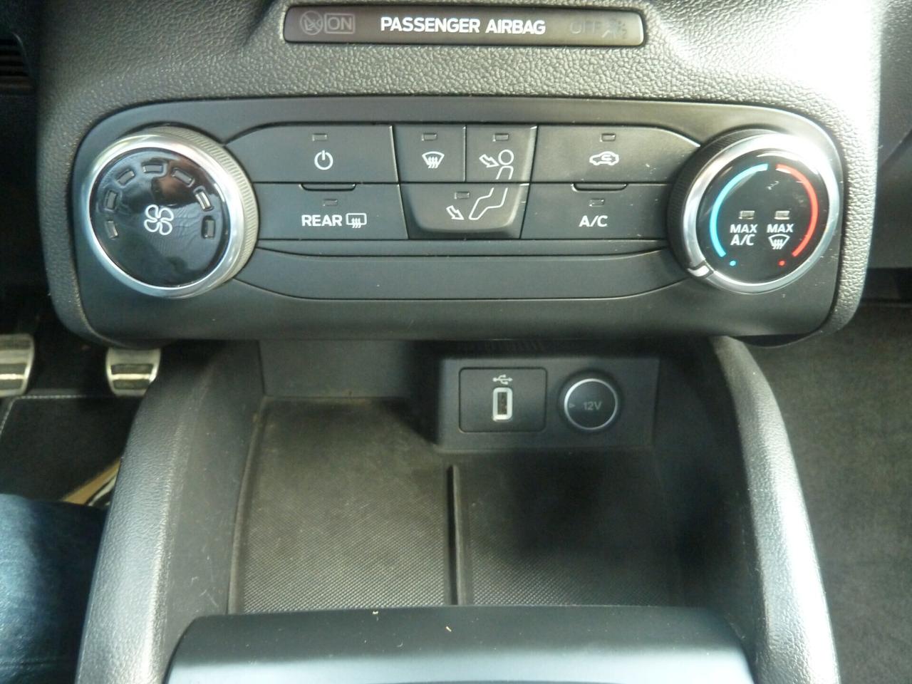 Ford Focus 1.0 125 CV ST Line OK neopatentati