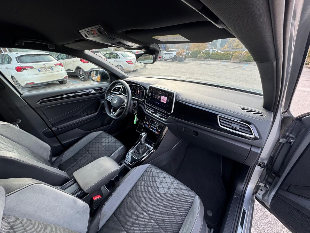 Volkswagen T-Roc 2.0 TDI SCR 150 CV DSG R-Line