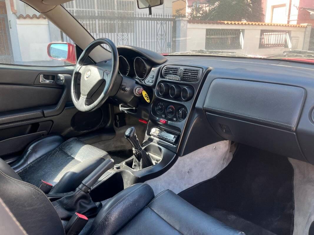 Alfa Romeo GTV 2.0 16v ts Lusso c pelle Momo