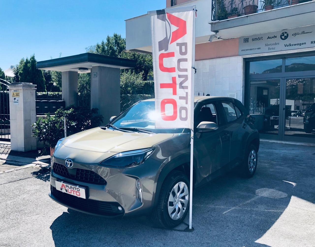 Toyota Yaris Cross 1.5 Hybrid 5p. carplay -telecamera