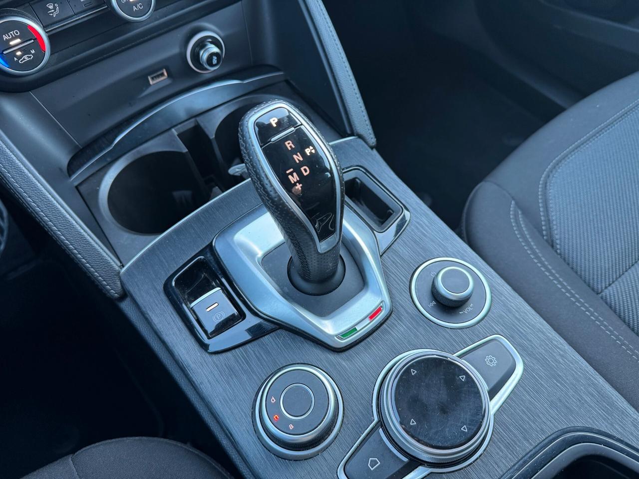 Alfa Romeo Stelvio 2.2 Turbodiesel 210 CV AT8 Q4 Super