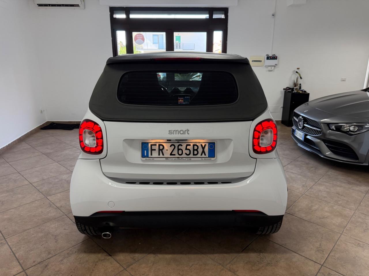 Smart ForTwo BRABUS 0.9 Turbo twinamic cabrio