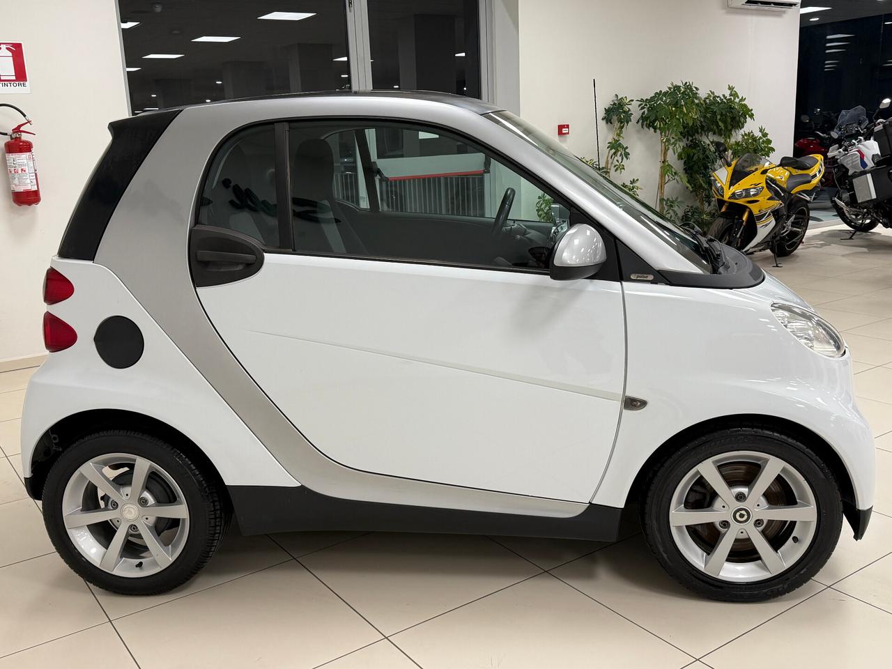 Smart ForTwo 800 33 kW coupé pulse cdi - 2009