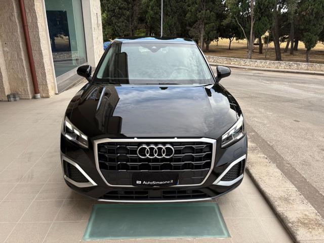 AUDI Q2 30 TDI S tronic Admired Advanced COCKPIT