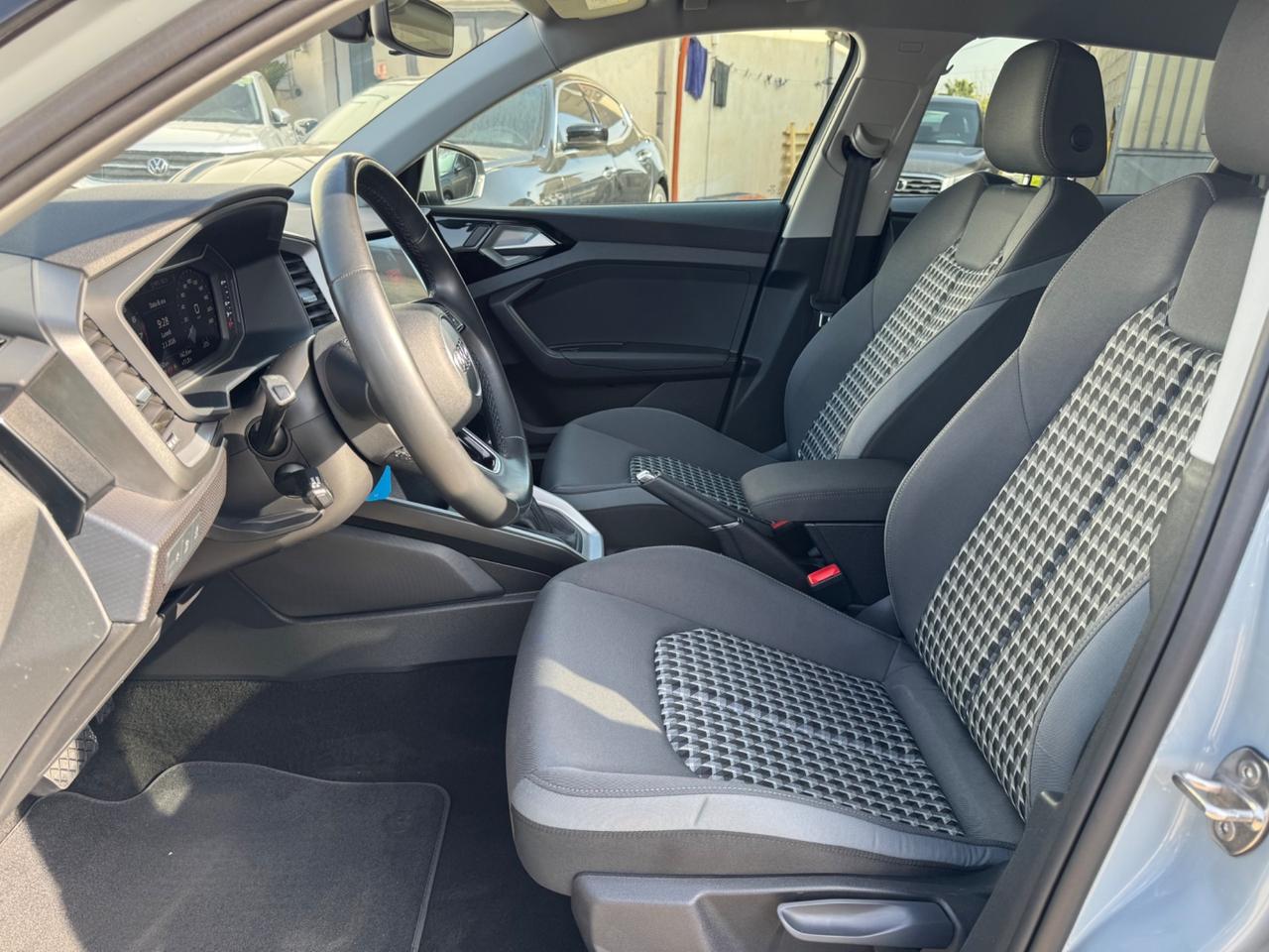 Audi A1 SPB 30 TFSI S tronic line edition