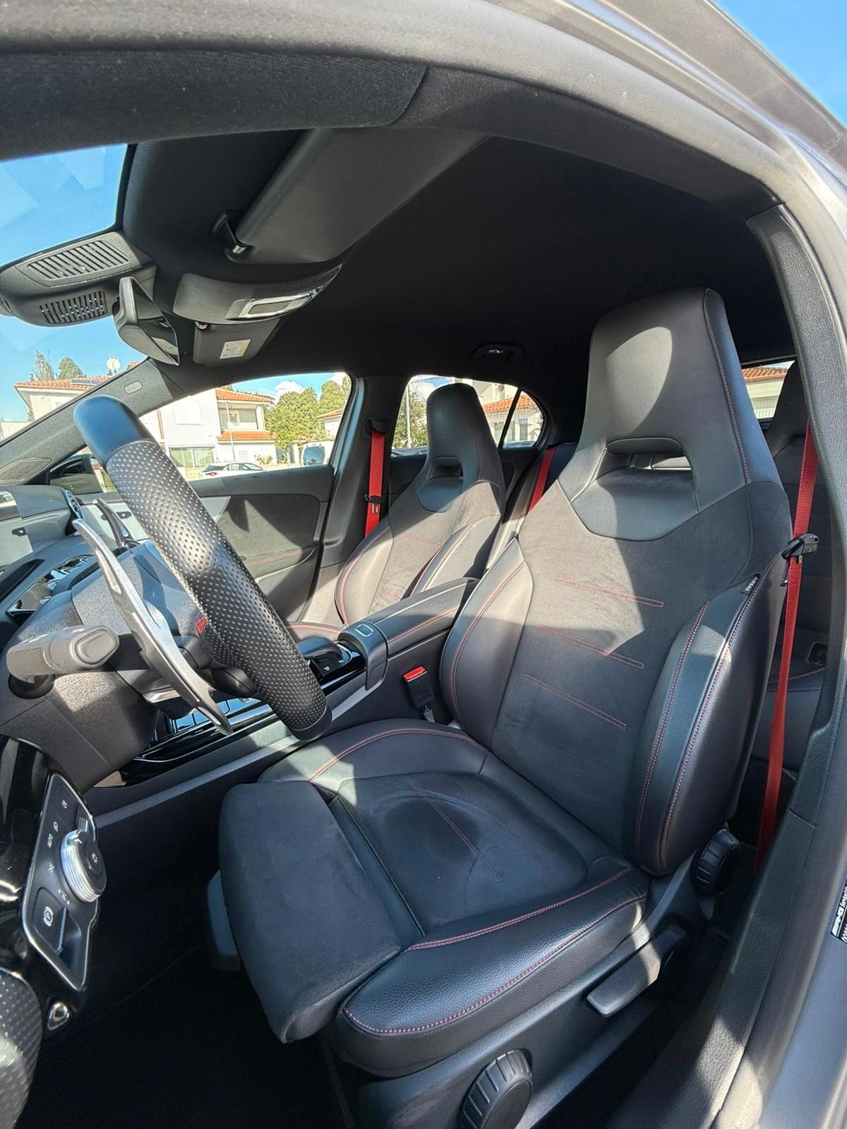 Mercedes-benz A 35 AMG grigio Magno