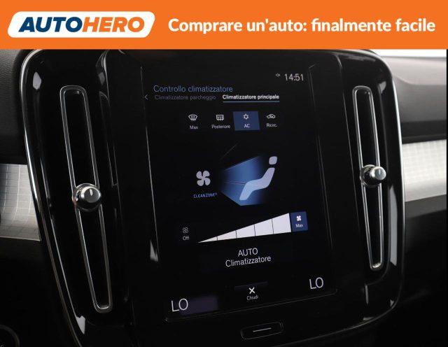 VOLVO XC40 B4 AWD Geartronic Momentum Pro