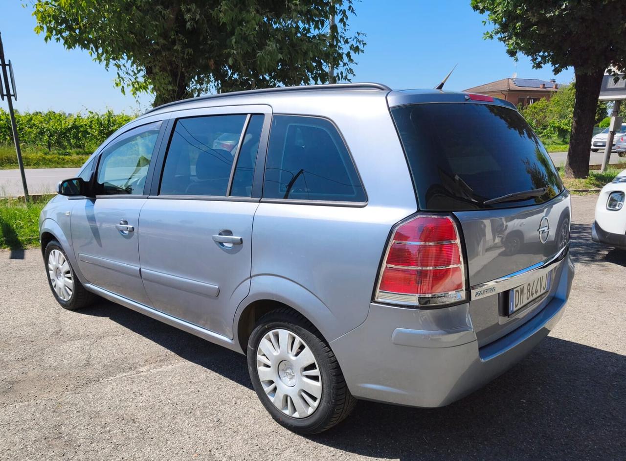 Opel Zafira 1.6 16V ecoM 94CV Cosmo
