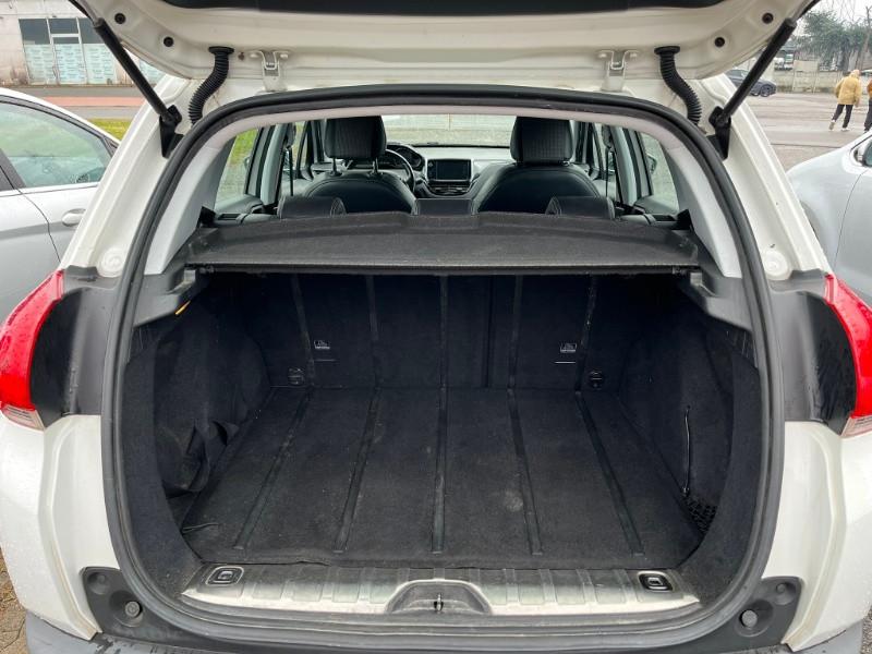 PEUGEOT 2008 PureTech 82 Allure