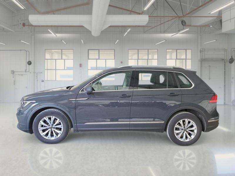 VOLKSWAGEN TIGUAN 2.0 TDI SCR 110KW LIFE DSG 5 PORTE SUV