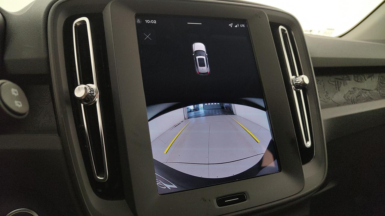 VOLVO XC40 2.0 b3 Essential auto