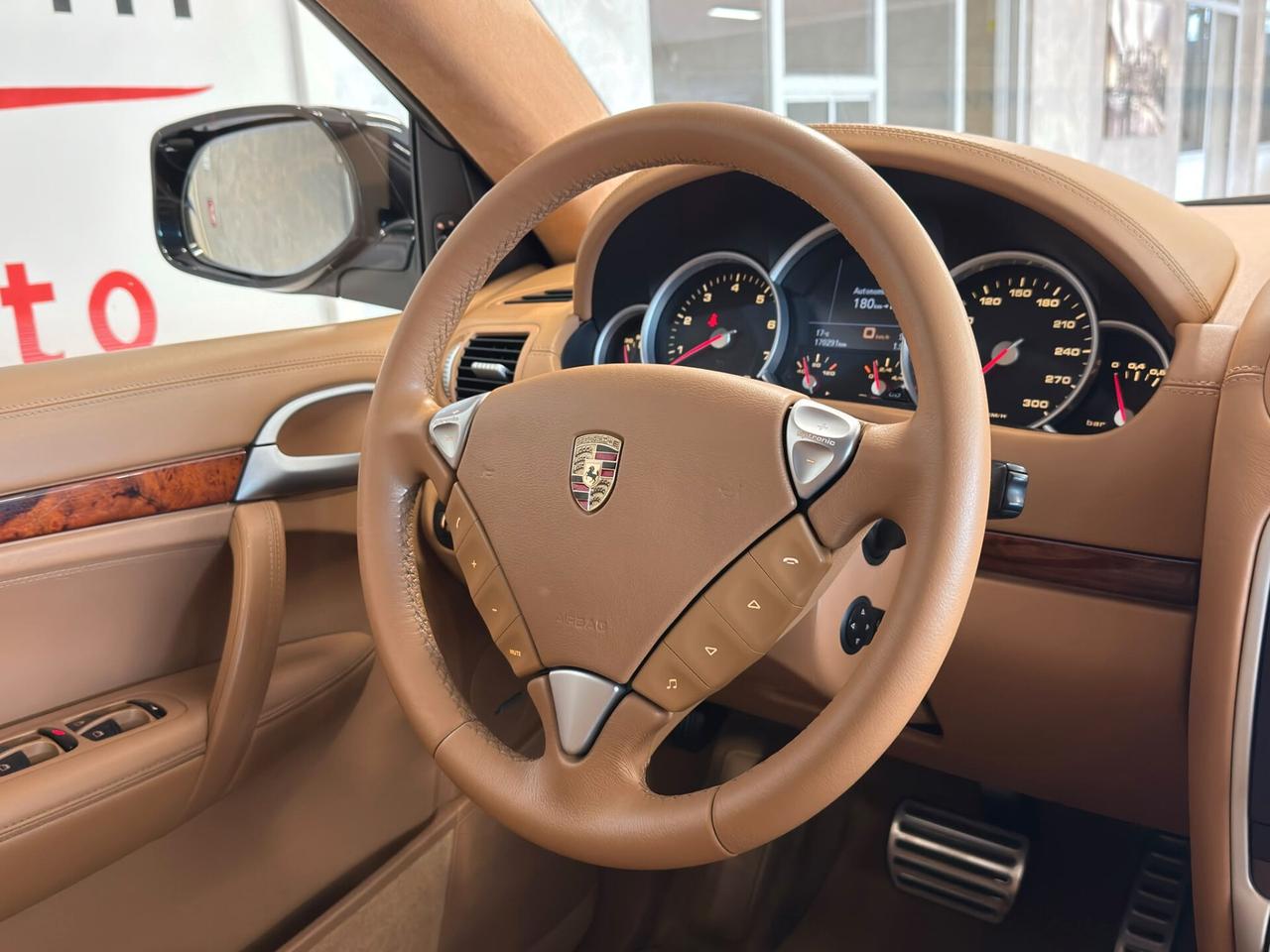 Porsche Cayenne 4.8 Turbo