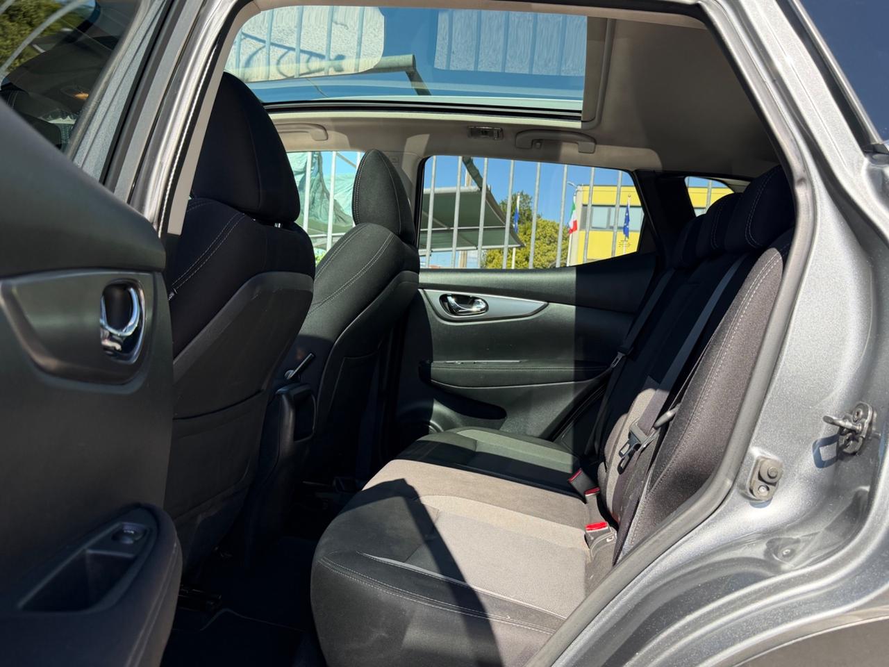 Nissan Qashqai 1.5 dCi N-Connecta