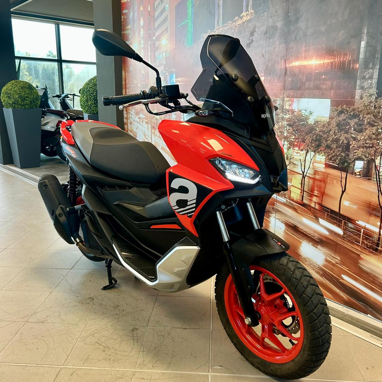 Aprilia SR GT 125 Sport