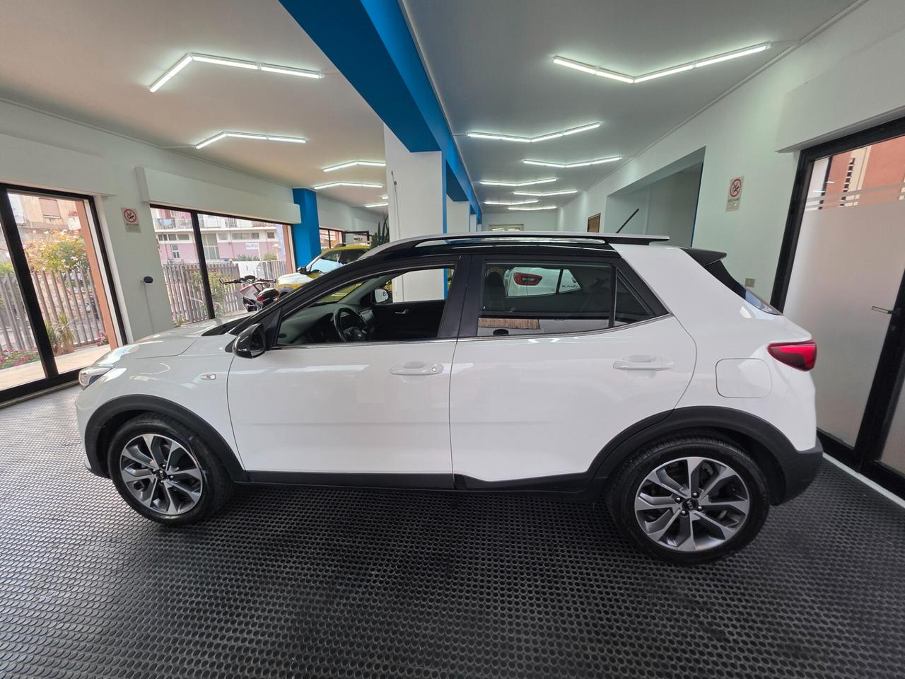Kia Stonic 1.6CRDi 110cv 2018 TAGLIANDI CERTIFICATI