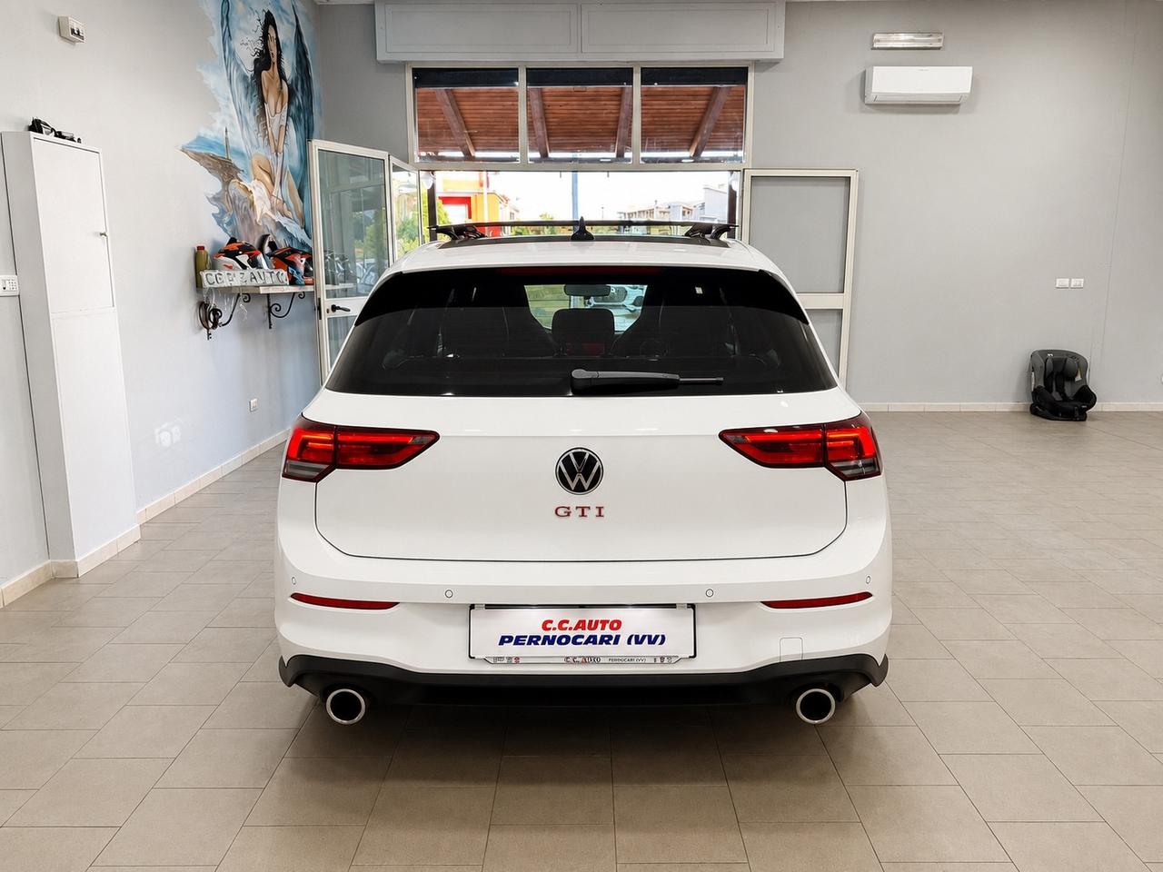 Volkswagen Golf GTI 2.0 Black style TSI DSG