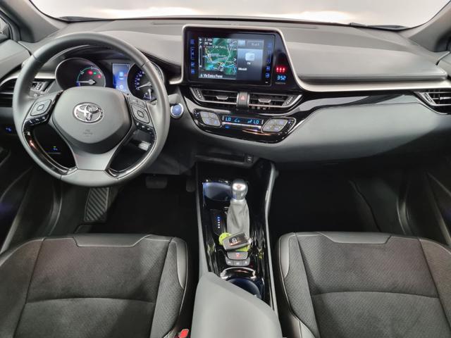 TOYOTA C-HR 1.8 Hybrid E-CVT Dynamic
