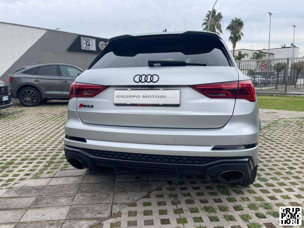 AUDI - Q3 - RS quattro S tronic