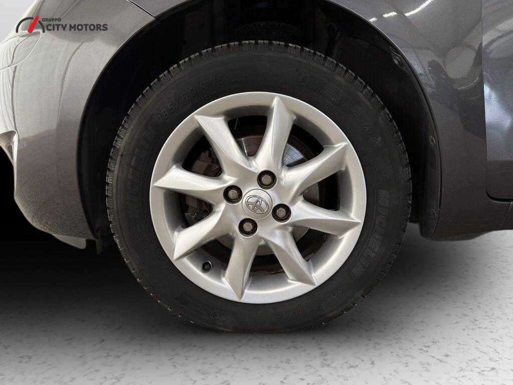 Toyota Yaris 5 Porte 1.0 Now