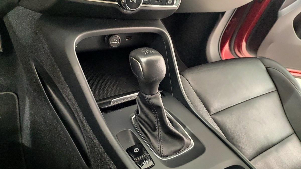 VOLVO Xc40 T3 Momentum