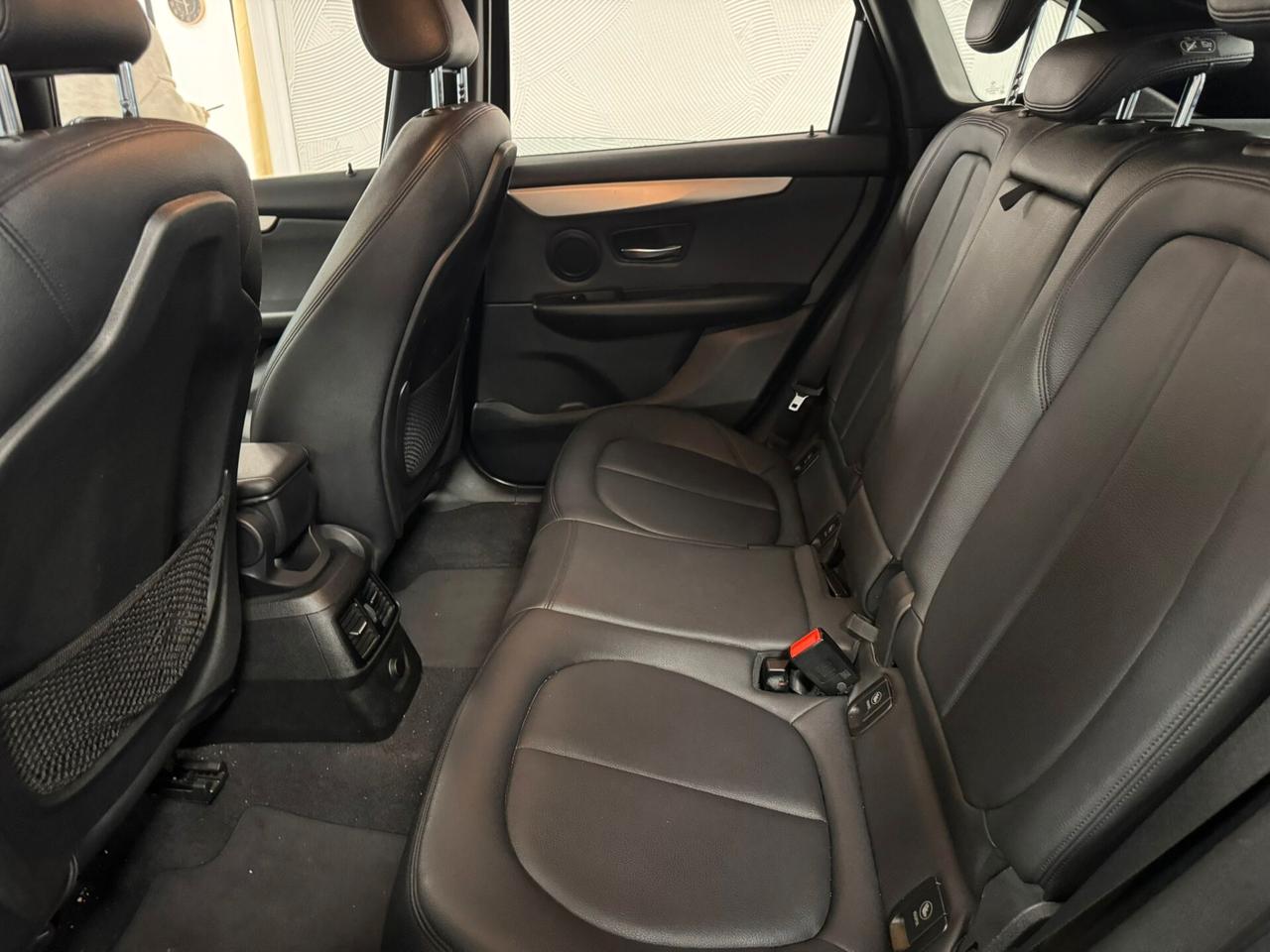 Bmw 2er Active Tourer 218d Luxury