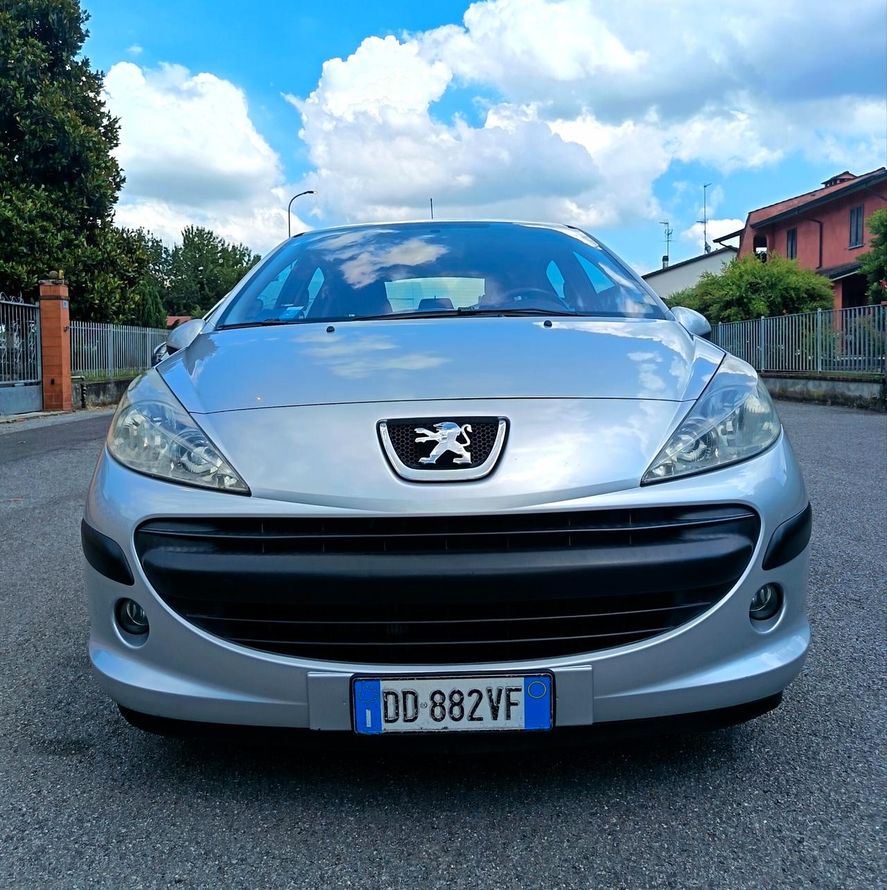 Peugeot 207 1.4 HDi 70CV 5p. X Line