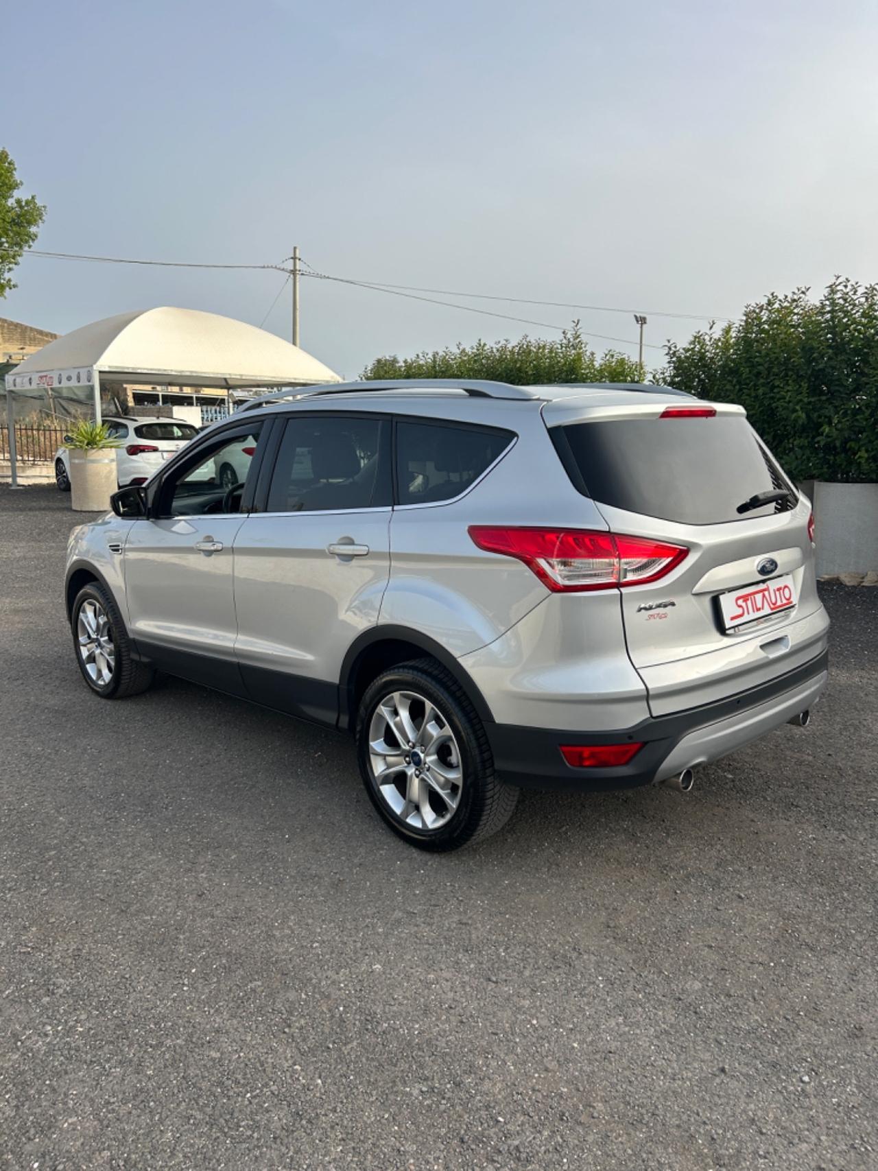 Ford Kuga 2.0 TDCI 150 CV S&S 4WD Titanium