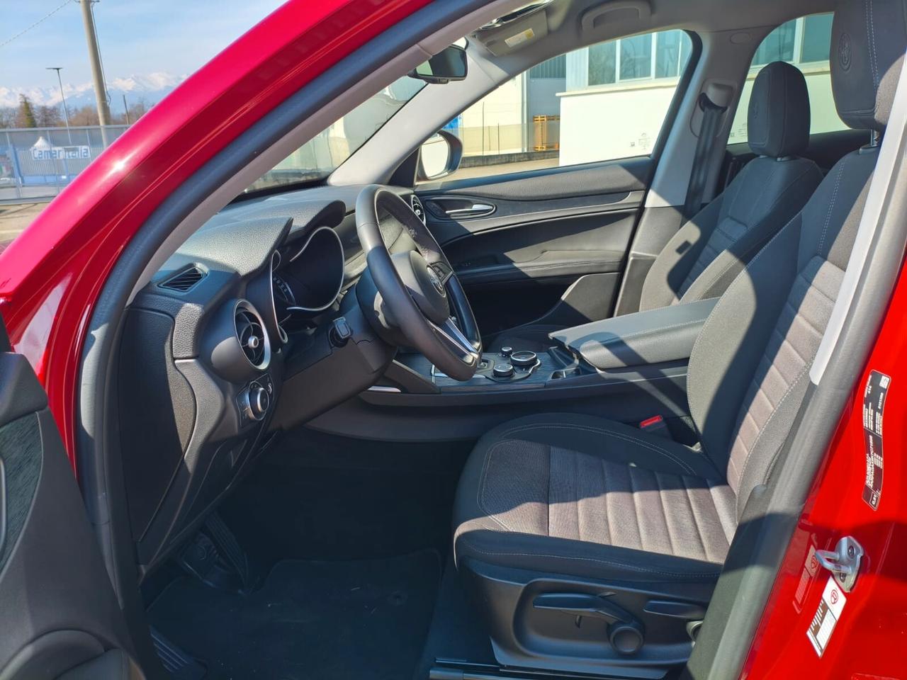 Alfa Romeo Stelvio 2.2 Turbodiesel 160 CV AT8 RWD Sport-Tech