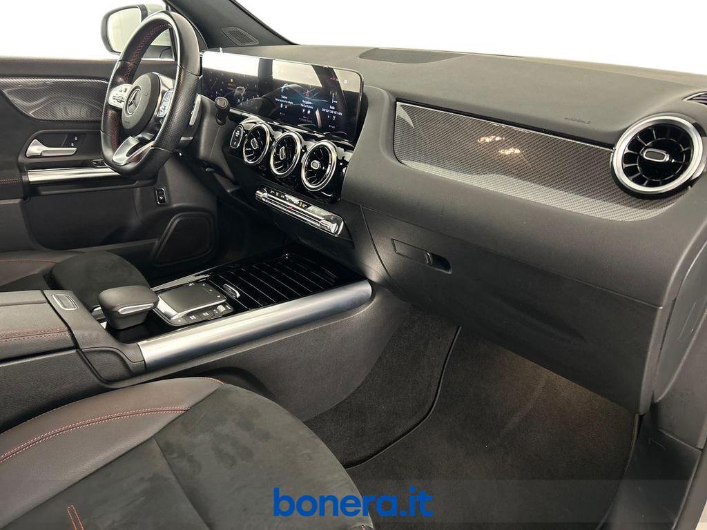 Mercedes GLA 200 200 D Premium 8G-DCT