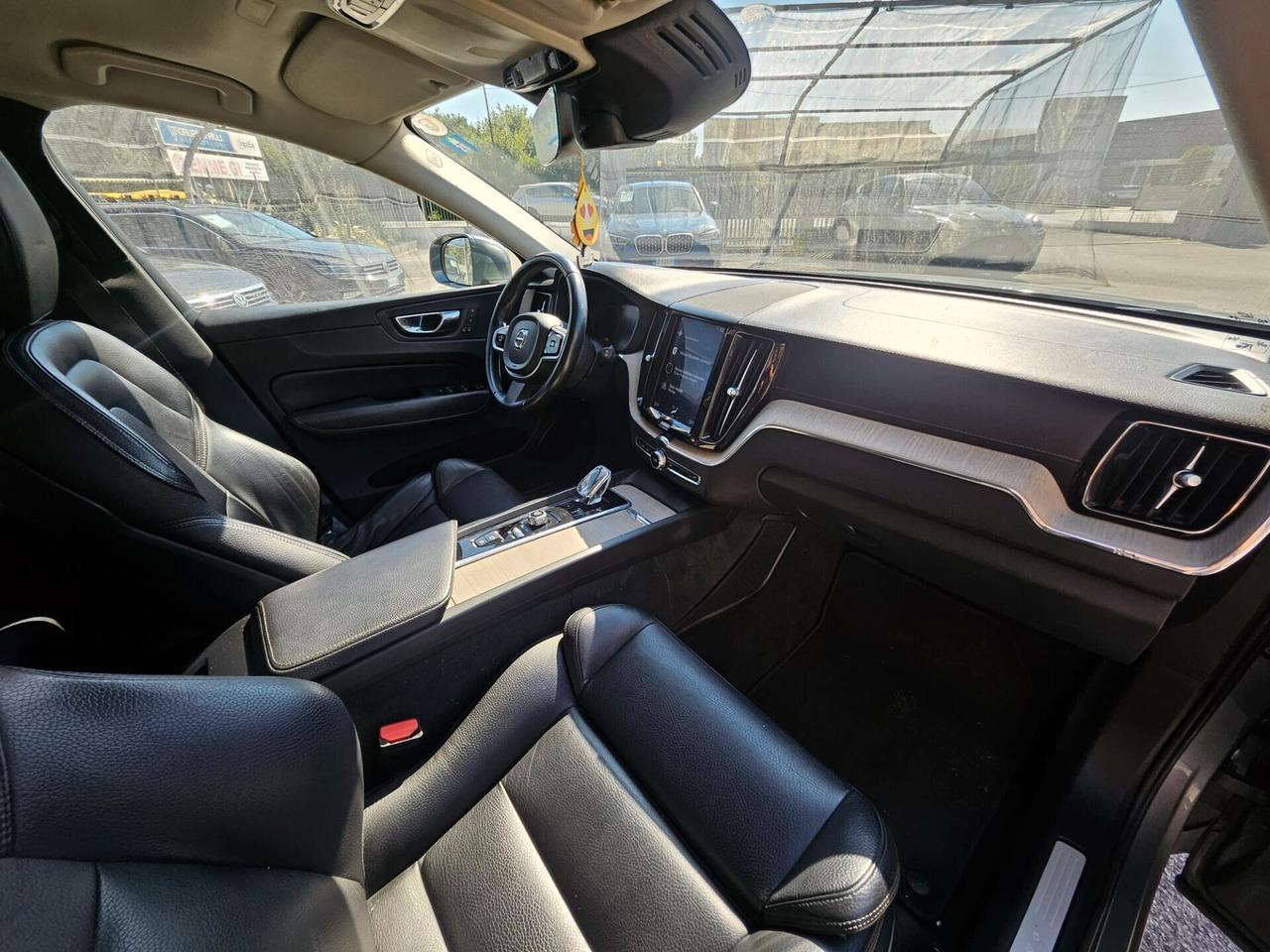 Volvo XC 60 XC60 B4 (d) AWD Geartronic Inscription