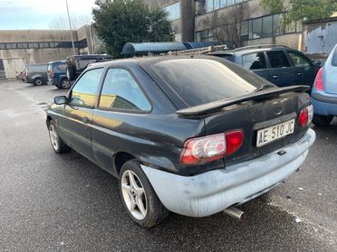 FORD ESCORT 1.8 BENZINA EPOCA