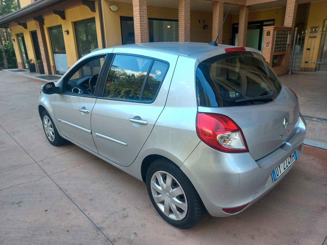 Renault Clio 1.2 16V 5 porte GPL Dynamique