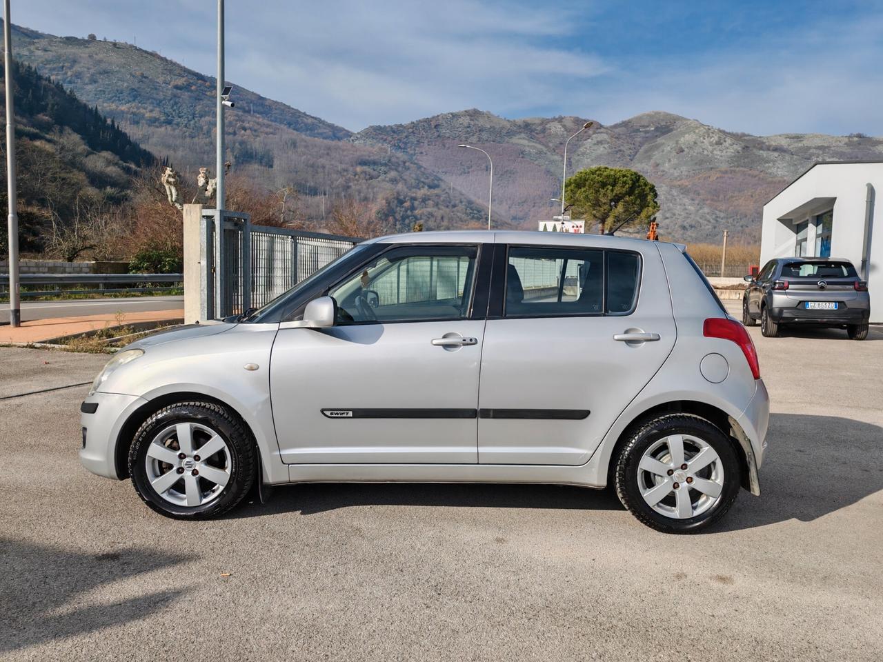 Suzuki Swift 1.3 4x4 5p. GL