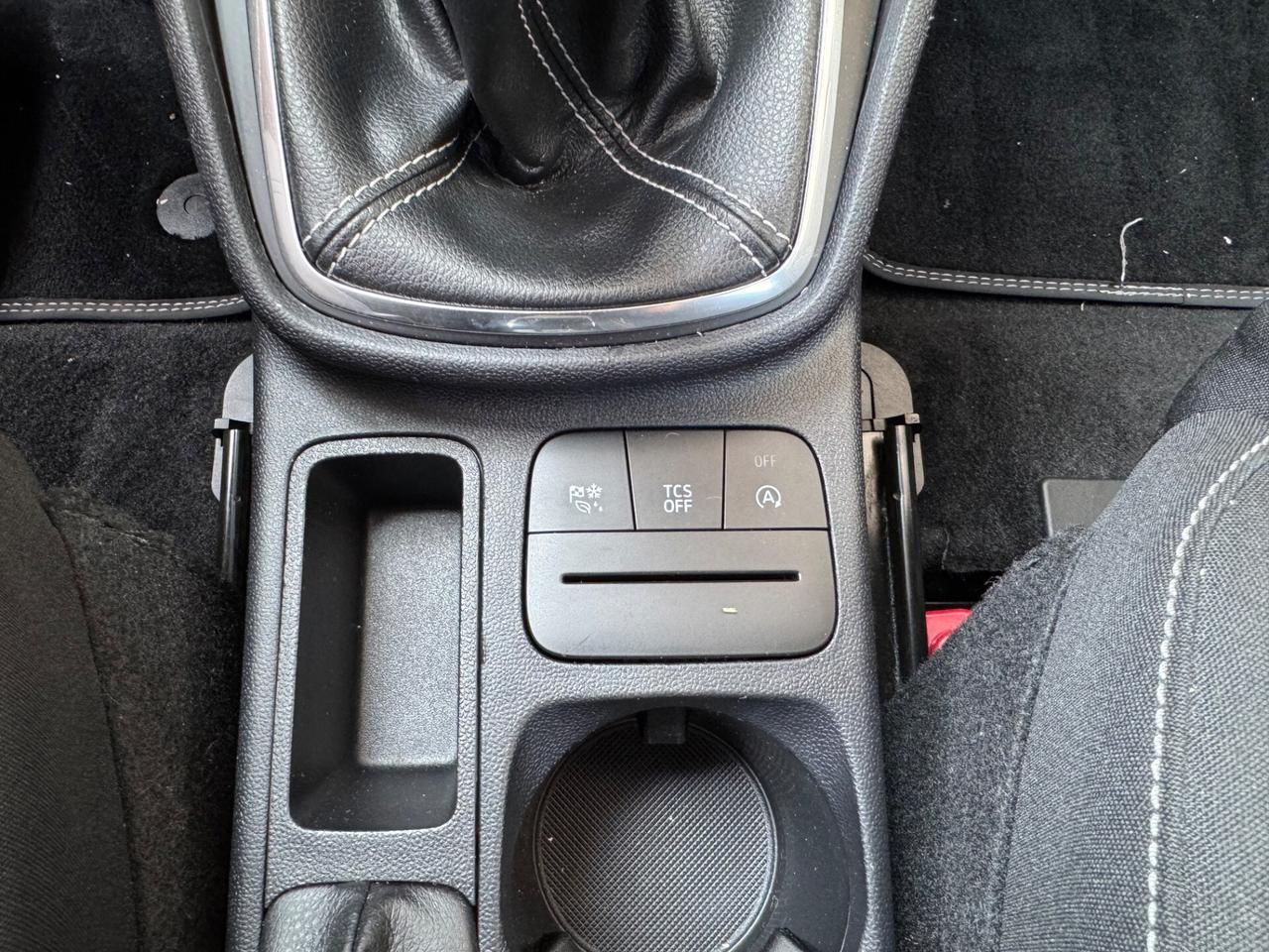 Ford Fiesta 1.0 Ecoboost Hybrid 125 CV 5 porte Titanium