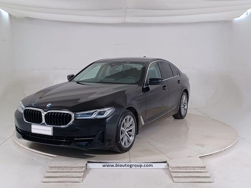 BMW Serie 5 G30 2020 Berlina LCI D 520d mhev 48V Business auto