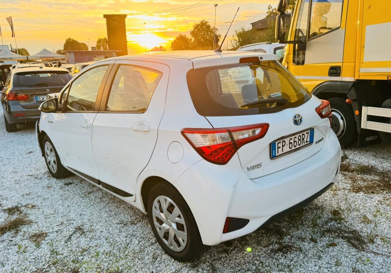 Toyota Yaris 1.5 Hybrid 5p Active