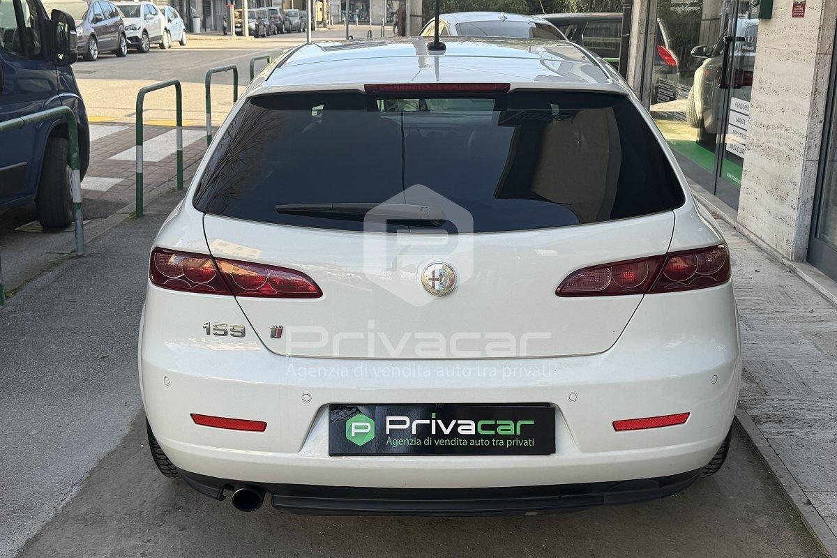 ALFA ROMEO 159 2.0 JTDm Sportwagon Distinctive