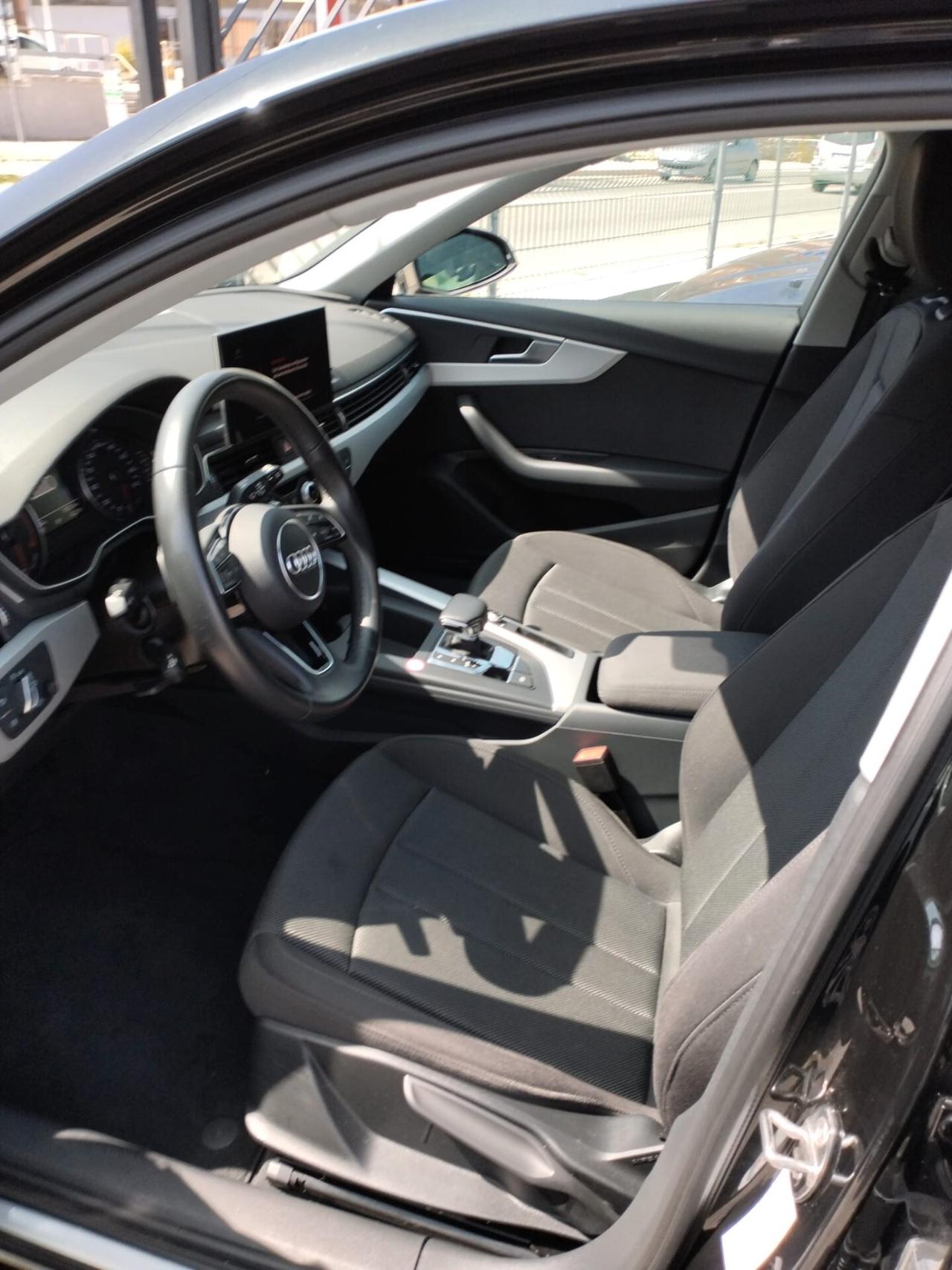 Audi A4 Avant 35 TDI/163 CV S tronic