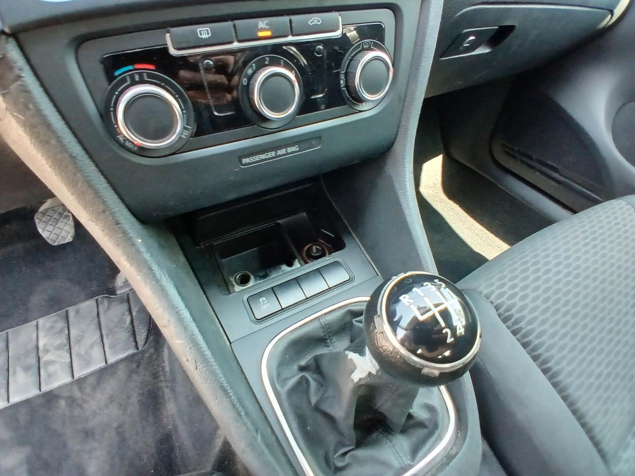 Volkswagen Golf 1.6 TDI DPF 5p. Comfortline