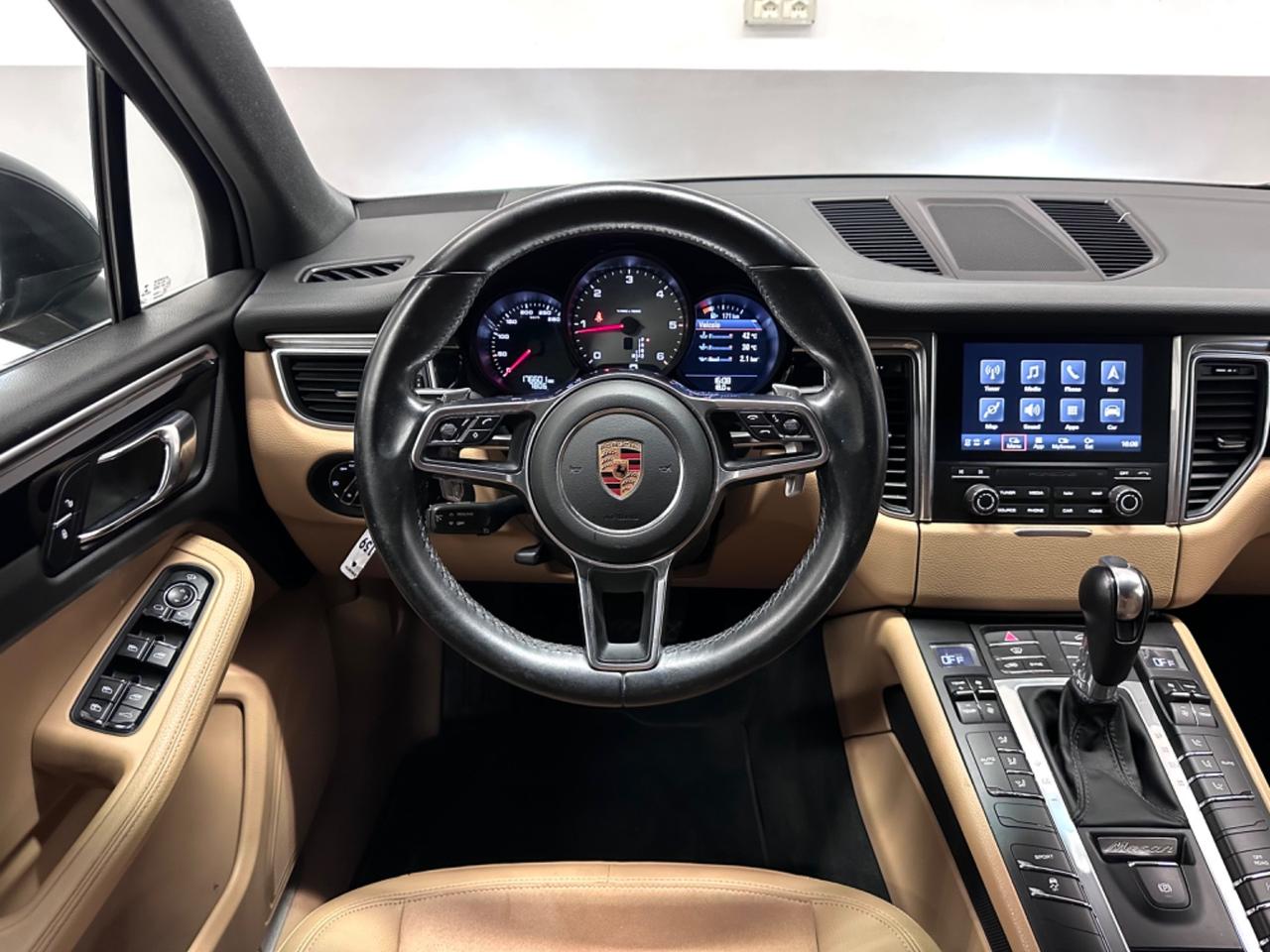 Porsche Macan 3.0 S Diesel PDK BOOK SERVICE