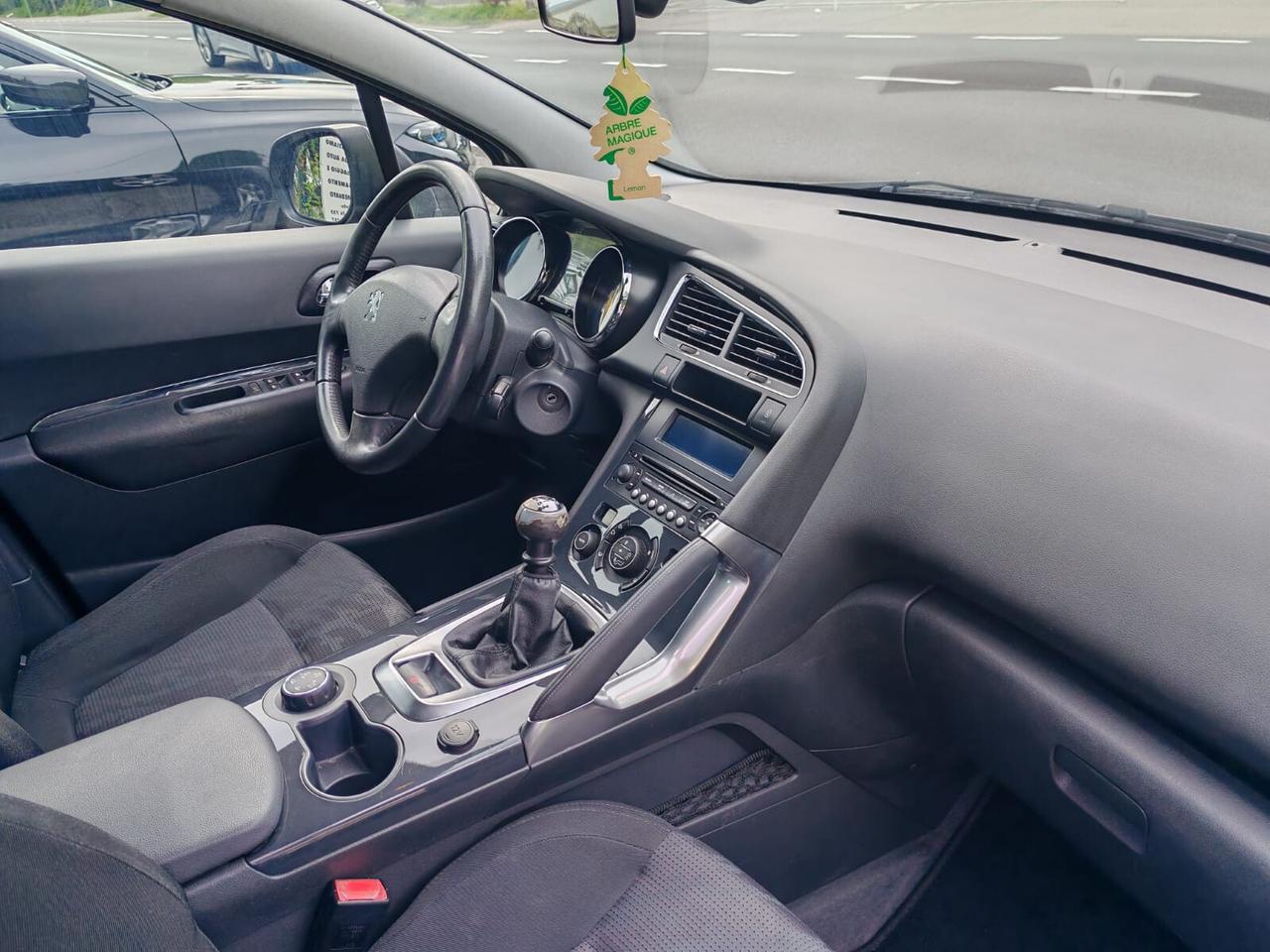 Peugeot 3008 1.6 HDi 112CV Premium